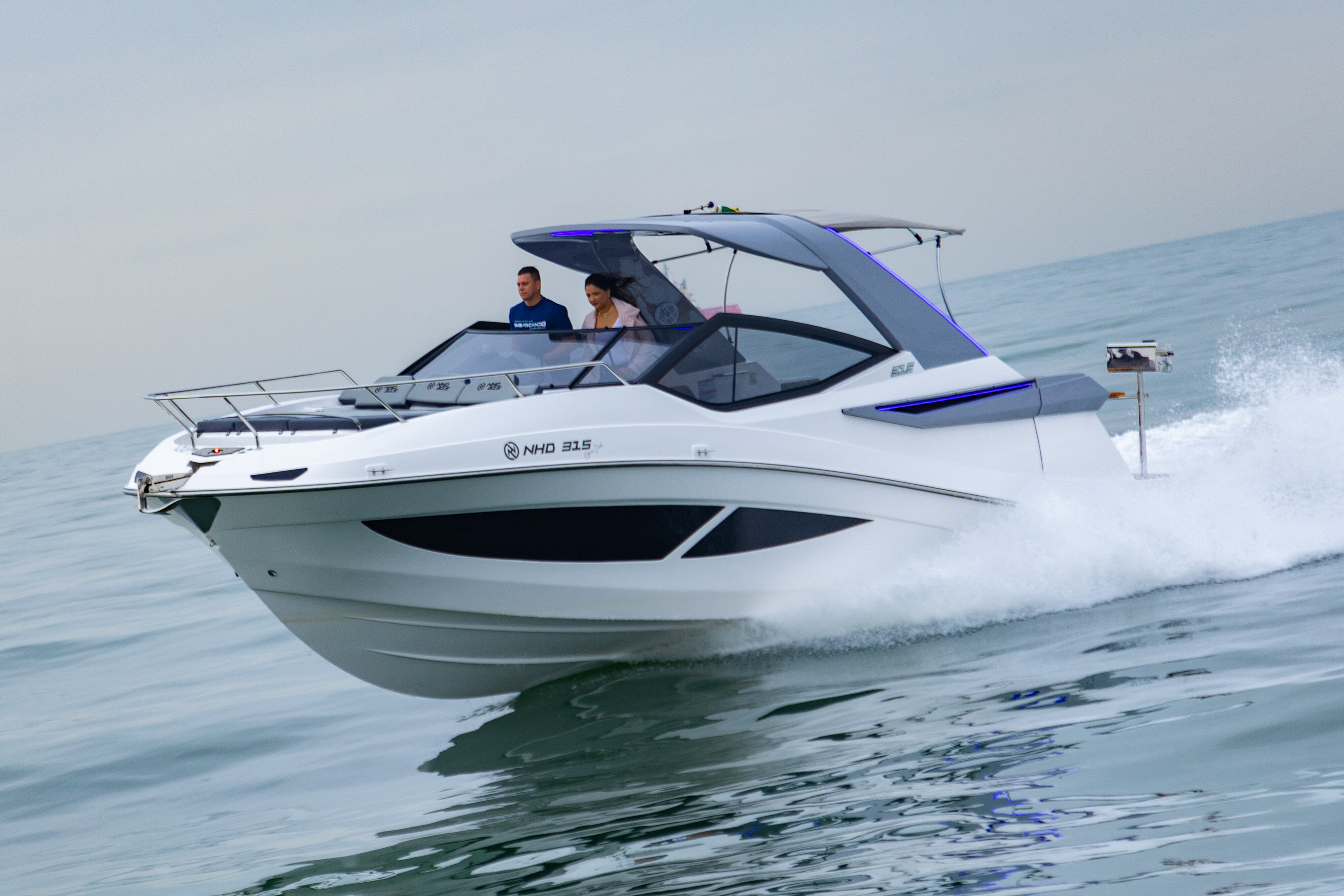NHD 315 Open Deck: lançamento que une conforto e navegabilidade